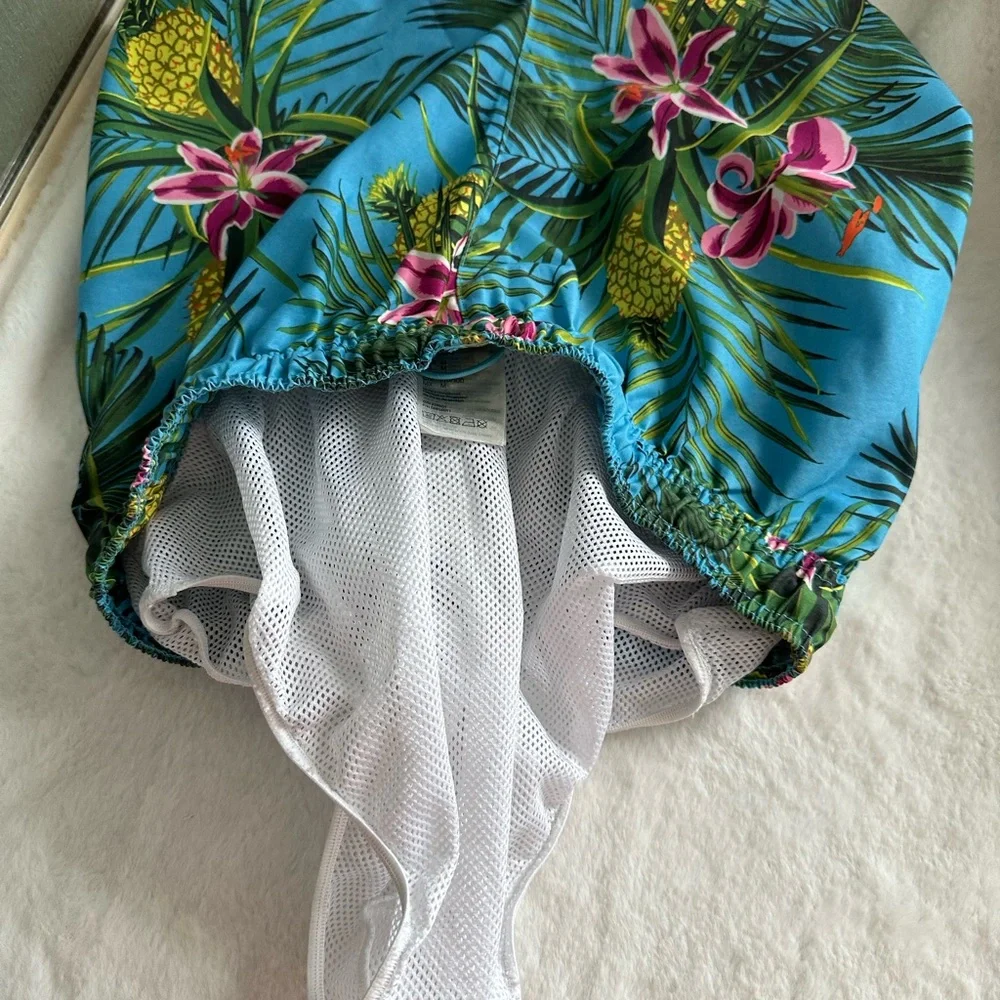 H&M Blue Floral Pineapple Shorts   #athleisure Bloungewear Wieggings Fworkout